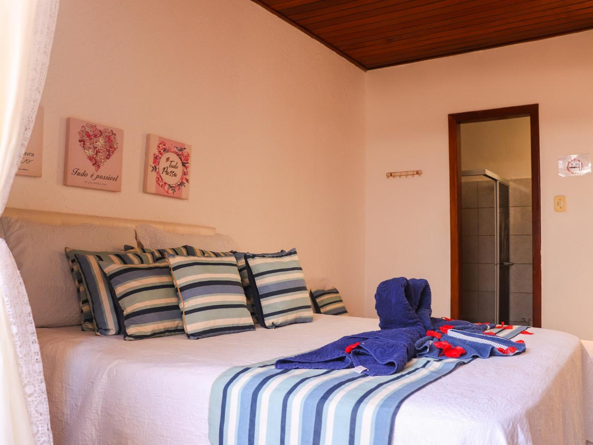 Pura Vida Inn *